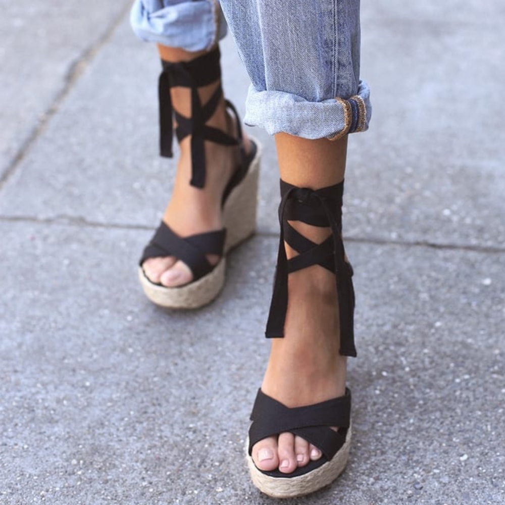 Lulu’s wedges